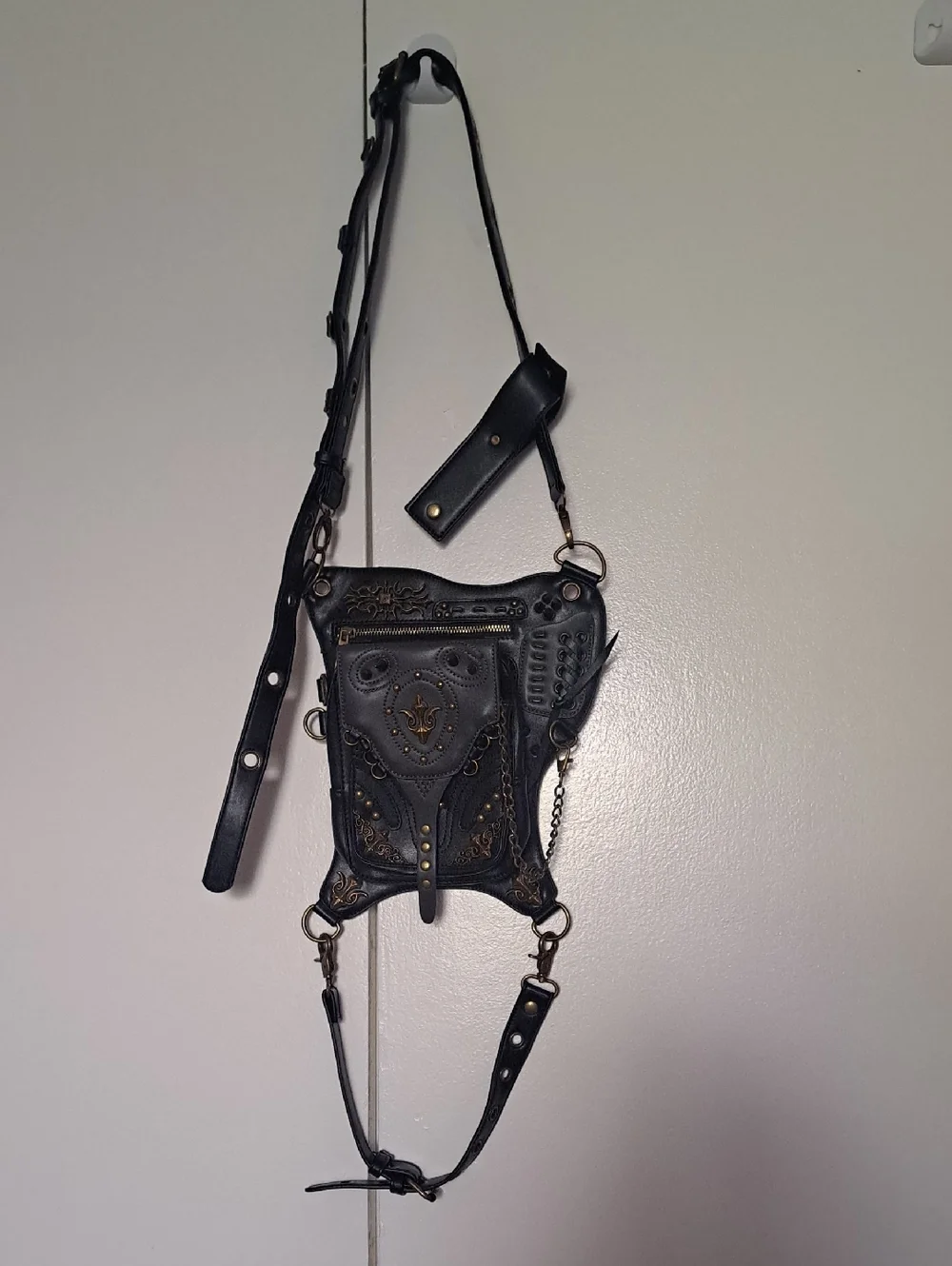STEEL MOSTER Gothic  Steampunk  Handbag  For  Men and Women Hiking Fanny Pack.